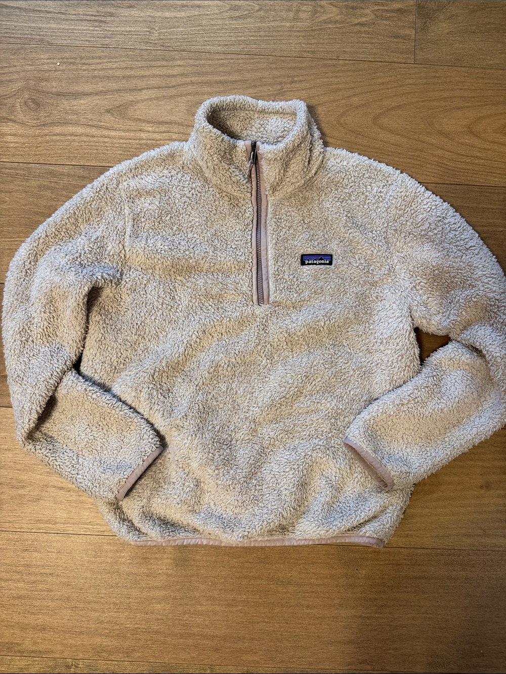 Patagonia Cream Fleece Pullover with Black Logo Tag